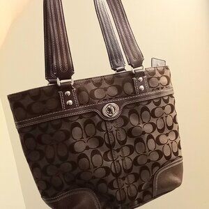 Coach Shoulder Bag